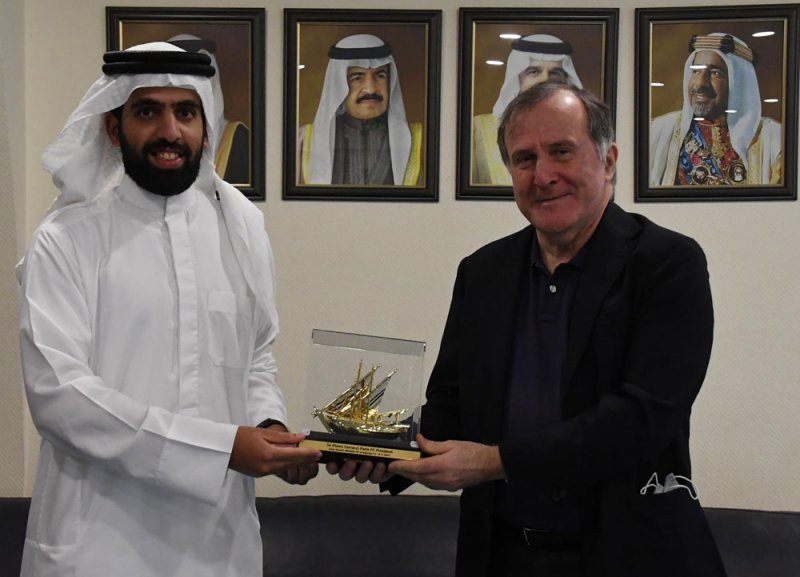 خالد بن سلمان يستقبل رئيس نادي "Paris FC"