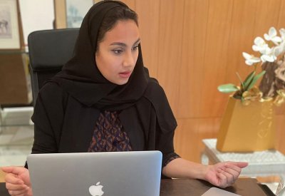 مبتعثة جامعة الخليج العربي تحاضر في جامعة هارفرد