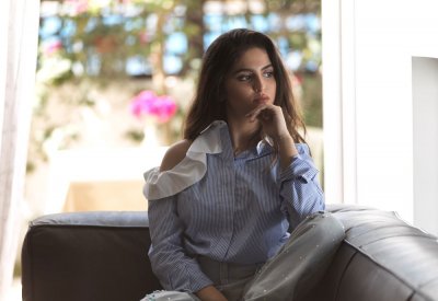 التنمر الإلكتروني يطال الفنانة الشابة حلا الترك