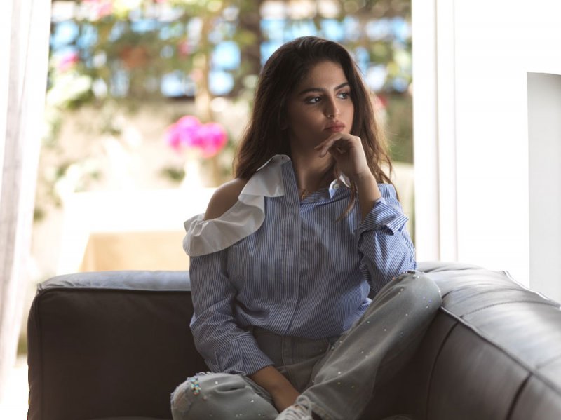 التنمر الإلكتروني يطال الفنانة الشابة حلا الترك