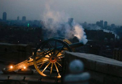 بعد توقف 30 عاما.. قصة إطلاق "مدفع رمضان" في مصر وحكايته