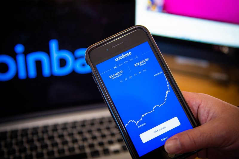 أكبر منصة عملات مشفرة تستعد للإدراج في وول ستريت