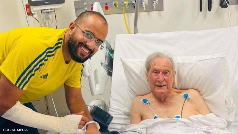 إشادات بـ"السعودي البطل".. خلّص مسنا من النيران في أستراليا