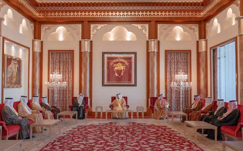 جلالة الملك المفدى يستقبل القائد العام ورئيس الحرس الوطني ووزير الداخلية ورئيس جهاز الأمن بمناسبة شهر رمضان