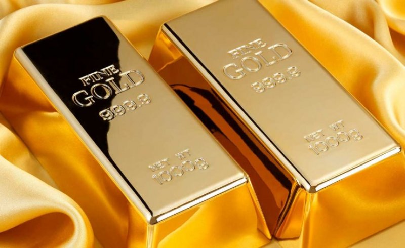 الذهب يرتفع مع انخفاض الدولار والعوائد والأنظار على بيانات اقتصادية أمريكية