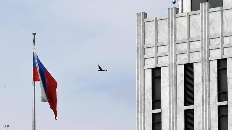 "أزمة مشتعلة" بين روسيا والتشيك.. وتبادل طرد دبلوماسيين