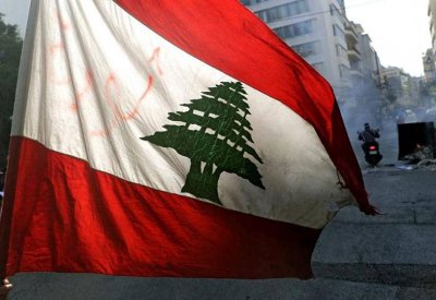 لبنان.. بين الولادة العسيرة للحكومة والعقوبات بحق سياسيين