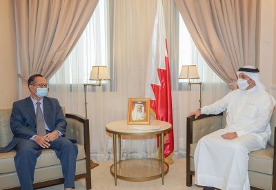 وكيل الخارجية للشؤون السياسية يجتمع بالسفير الماليزي
