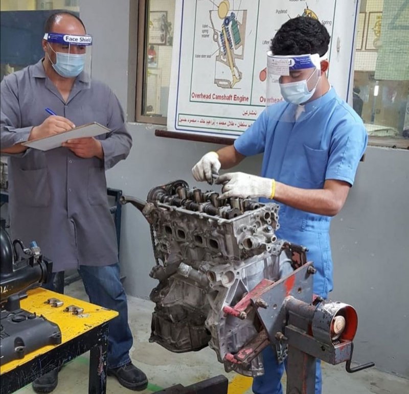 نجاح في توفير الجانب العملي للتعليم الفني عبر الحضور الجزئي وبالمحاكاة عن بعد