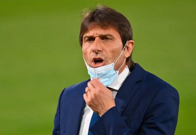 كونتي ينتقد دوري السوبر ويهاجم يويفا