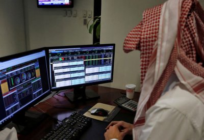 انخفاض أسعار النفط يضغط على أسواق الخليج الرئيسية