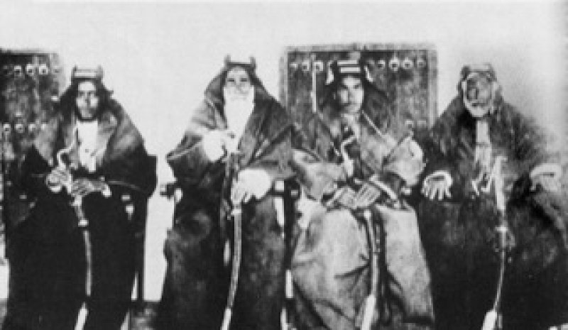 سمو الشيخ عبدالله بن عيسى.. مسيرة حافلة من الإنجازات الوطنية