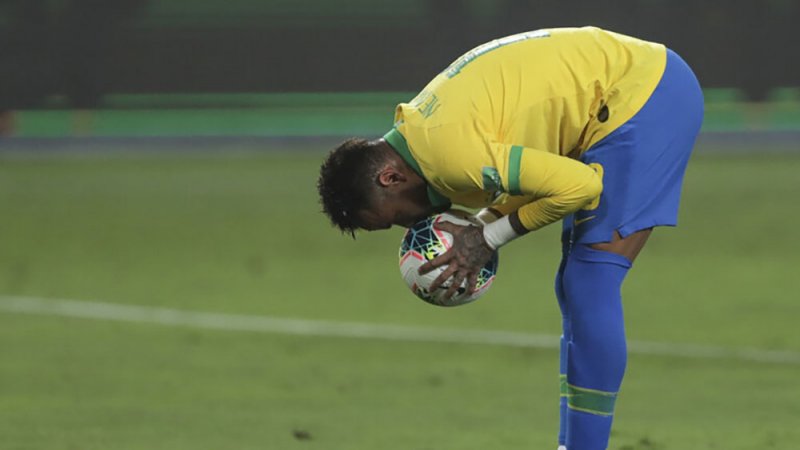 مدرب البرازيل يأمل في تحرير نيمار للمشاركة مع المنتخب الأولمبي