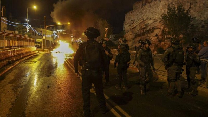 105 مصابين فلسطينيين بمواجهات مع الجيش الإسرائيلي في القدس