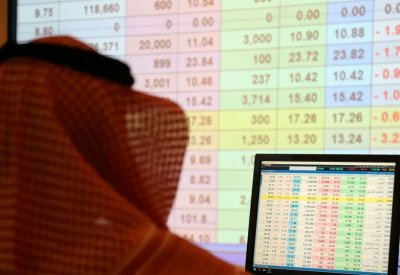 10 أسهم تسجل مكاسب قياسية بسوق السعودية.. تعرف عليها