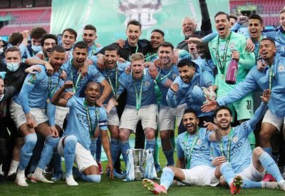 للمرة الرابعة على التوالي.. مان سيتي يفوز بـ"كأس الرابطة"