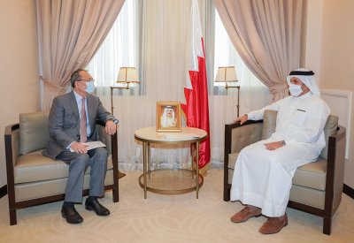 وكيل وزارة الخارجية للشؤون السياسية يشيد بالتطور النوعي للعلاقات البحرينية – الصينية