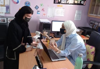 أولياء أمور يثمنون تجربة ثانوية الشروق للبنات خلال الجائحة
