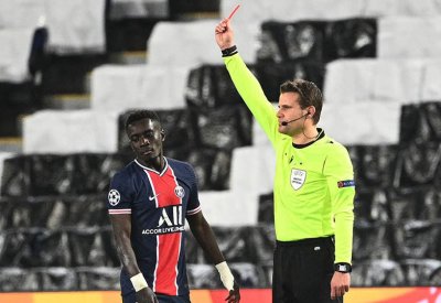 إدريسا يعادل رقماً قياسياً في دوري أبطال أوروبا