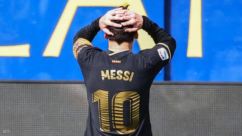 تفاصيل لقاء والد ميسي ورئيس برشلونة.. هل يبقى "البرغوث"؟