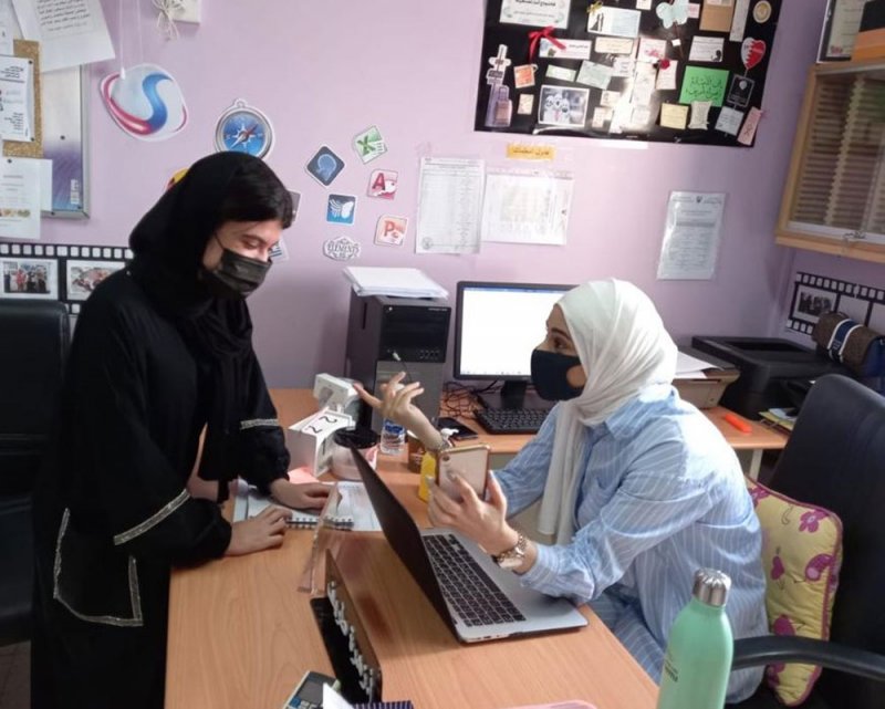 أولياء أمور يثمنون تجربة ثانوية الشروق للبنات خلال الجائحة