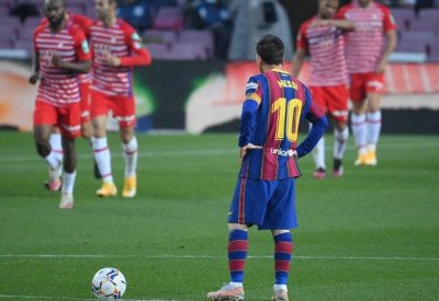 هزيمة صادمة لبرشلونة تفقده "حلم" صدارة الدوري