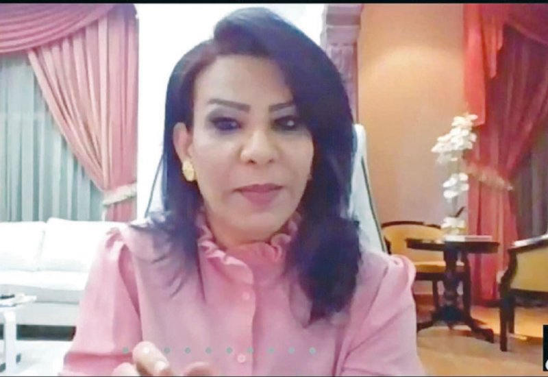 لا ينام الرجال إلا على قصص ترويها المحرقيات