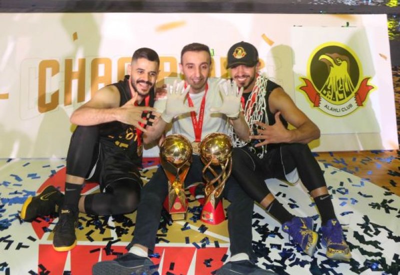 بقيادة أحمد جان .. الأهلي بطل الزمان