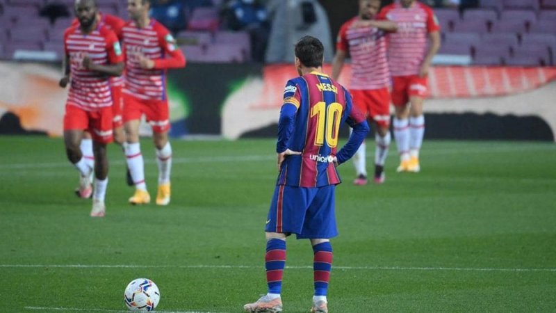 هزيمة صادمة لبرشلونة تفقده "حلم" صدارة الدوري
