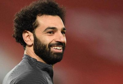 لا أحد تحدث معي.. صلاح يكشفُ مستقبله مع ليفربول