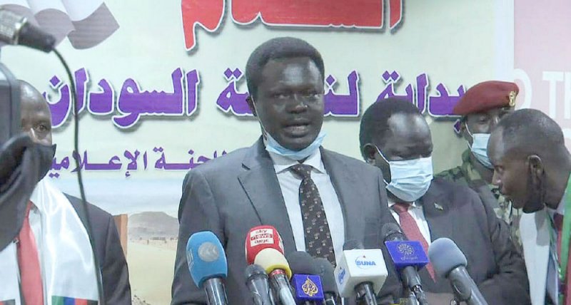 حمدوك يعين مناوي حاكما لإقليم دارفور