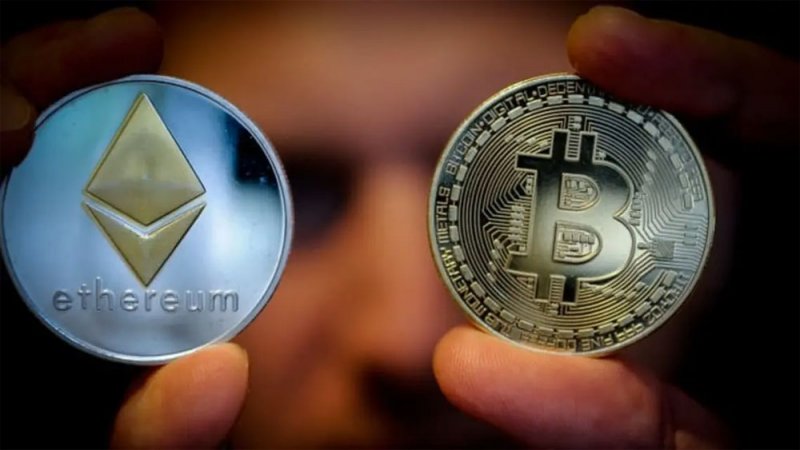 نجوم جدد يسرقون الأضواء من "بيتكوين".. هل تخسر هيمنتها؟
