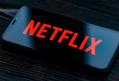 فضيحة نتفليكس.. ملاحقة مسؤول سابق بـ  29 تهمة احتيال وغسل أموال