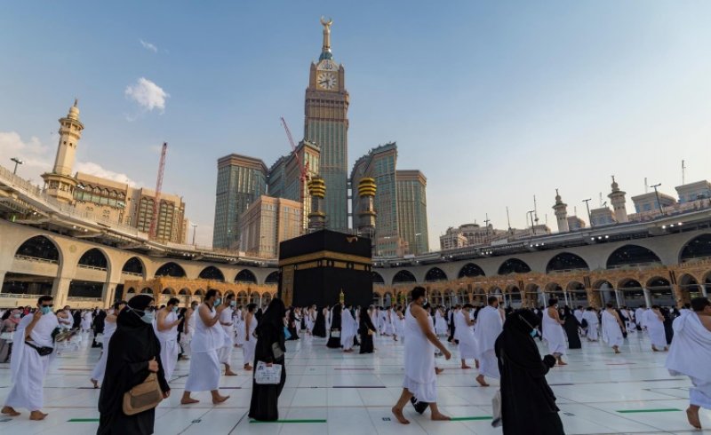 المسجد الحرام يستقبل أكثر من ثلاثة ملايين معتمر ومصل منذ بداية شهر رمضان المبارك