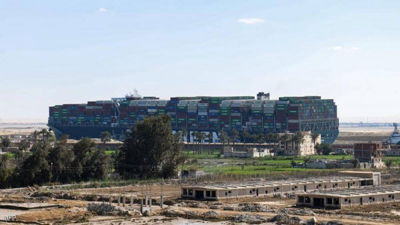 محكمة مصرية ترفض طعنا على احتجاز السفينة العملاقة