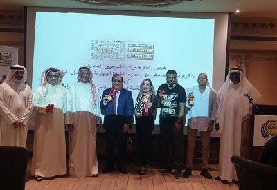اتحاد جمعيات المسرحيين البحرينيين يكرم طاقم "وجود"
