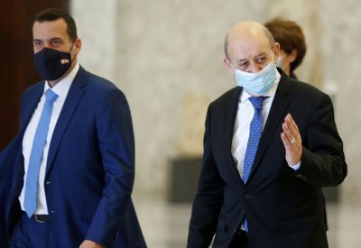 لودريان لم يلتقِ ساسة لبنان: العقوبات آتية