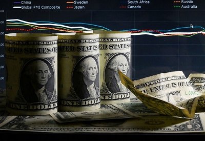 الاقتصاد الأميركي يخالف التوقعات بشكل كبير