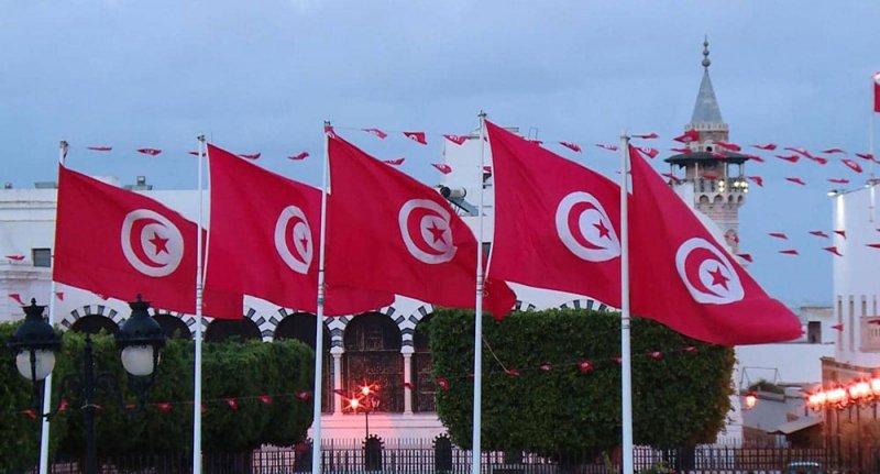 تونس تفرض إغلاقا شاملا لمدة أسبوع