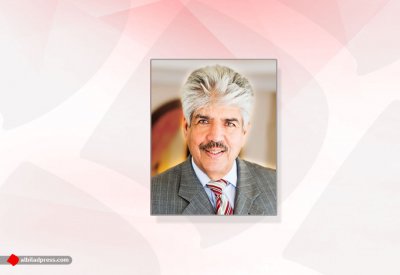 الدكتور مصطفى السيد ينقل تعازي سمو الشيخ ناصر لأسرة شهيد الواجب عمار ابراهيم عيسى