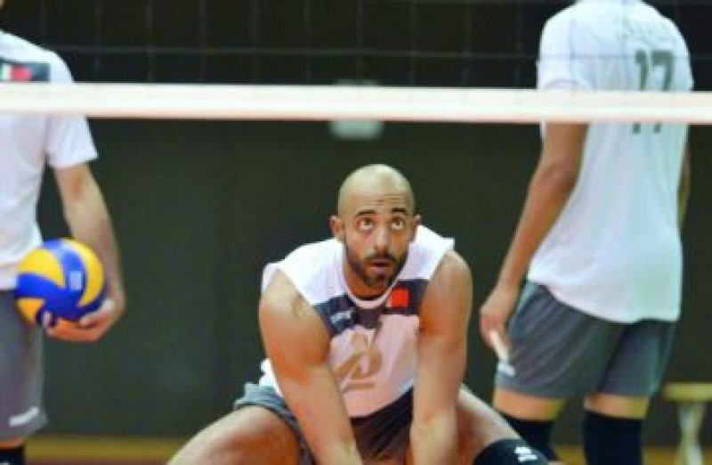 الطائرة البحرينية تفقد أكبر محترفيها
