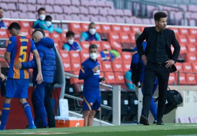 سيميوني: تناول العشاء "أفضل" من مشاهدة ريال مدريد وإشبيلية
