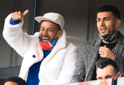 برشلونة يشعر بخيبة أمل.. نيمار استغل المفاوضات لرفع راتبه