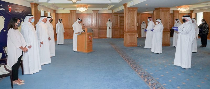 وزير الخارجية يستقبل عددًا من الموظفين الدبلوماسيين لأداء اليمين القانونية
