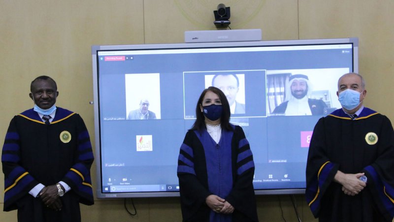 باحث بجامعة الخليج العربي يدرس "أثر التدريب الإلكتروني في تنمية الكفايات المهنية لموظفي الخدمة المدنية"