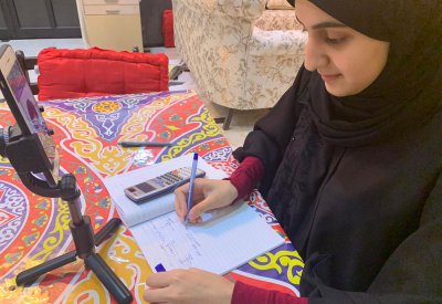أولياء أمور: أنجز أبناؤنا التطبيقات الشاملة بسلاسة.. شكرًا للمدارس