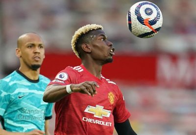ليفربول يضرب يونايتد برباعية ويُبقي على أمل الأبطال