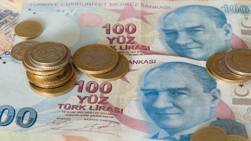 رحلة الهبوط مستمرة.. الليرة التركية تبلغ أدنى مستوياتها هذا العام