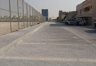 شؤون الأشغال تنفذ 343 موقف للسيارات خلال الربع العام