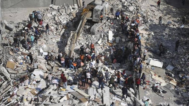 يوم دام في غزة.. قتلى ومبان مهدمة بغارات إسرائيلية